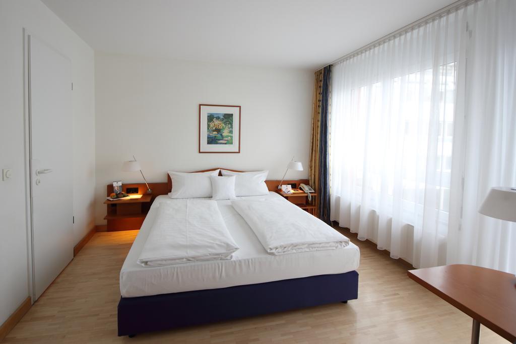 Best Western Hotel Am Strassberger Tor Plauen Buitenkant foto