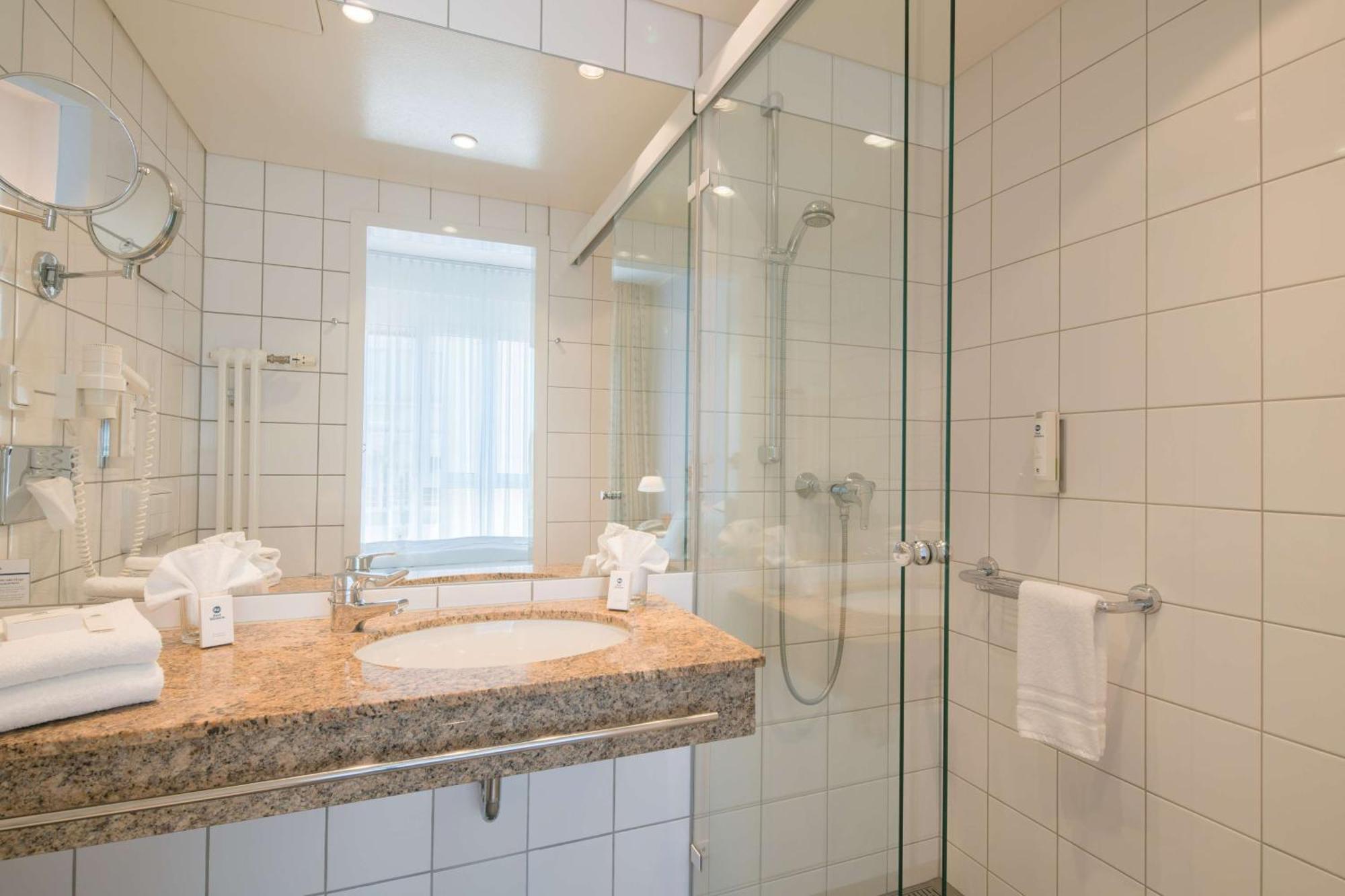 Best Western Hotel Am Strassberger Tor Plauen Buitenkant foto
